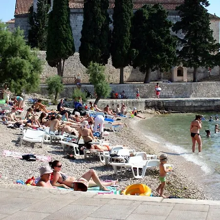 アパート With A Parking Space Hvar - 3229 フヴァル