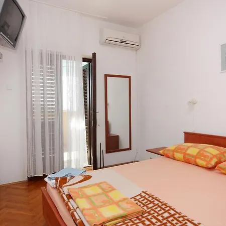 アパート With A Parking Space Hvar - 3229