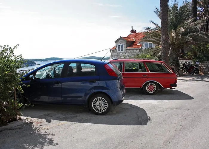 With A Parking Space Hvar - 3229 Apartman