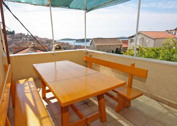 Lägenhet With A Parking Space Hvar - 3229