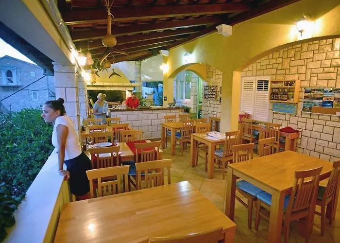 Apartment With A Parking Space Hvar - 3229 Hvar Town